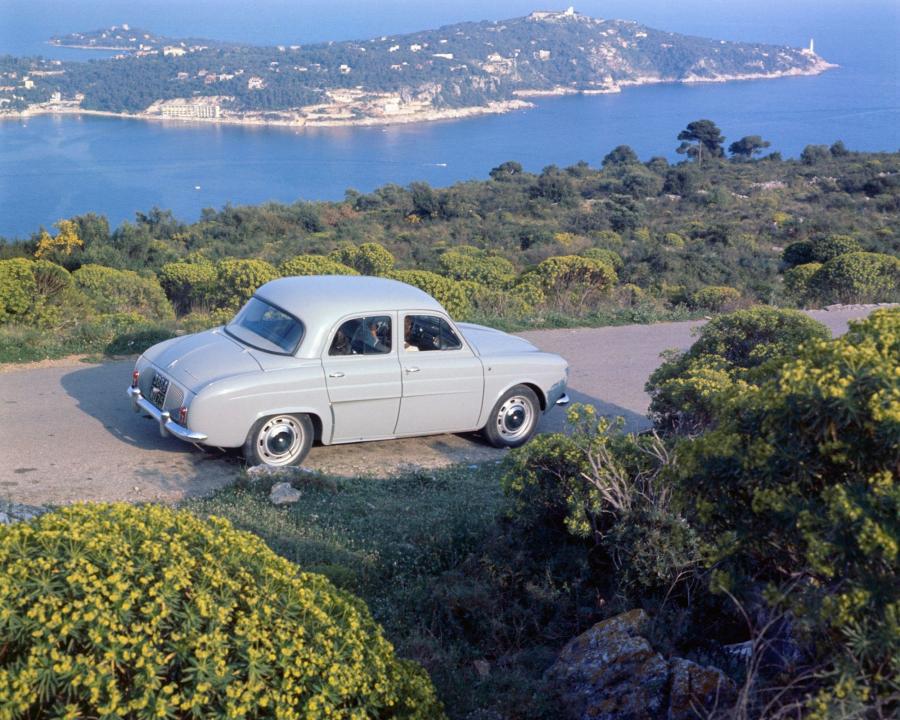  Renault Dauphine 1956 года  (фото 8 из 26)